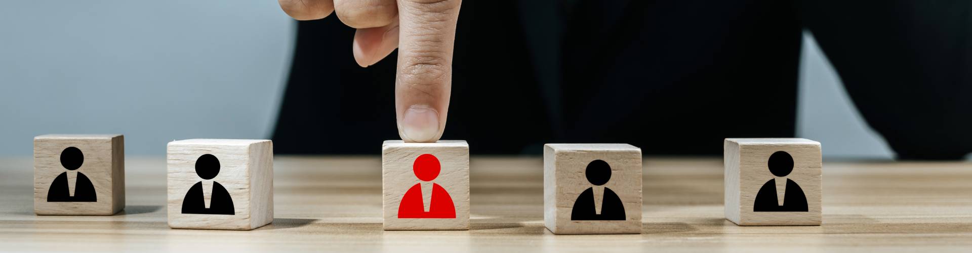 Elegant Wheel Our Expertise Banner